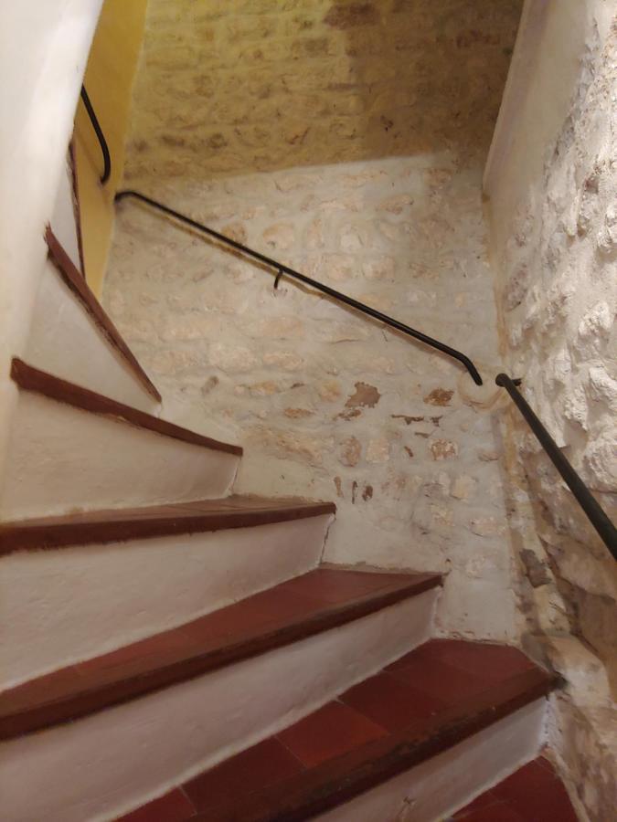 Charmante maison arlésienne à l'ombre des Arènes, de 2 à 5p Arles Exterior foto